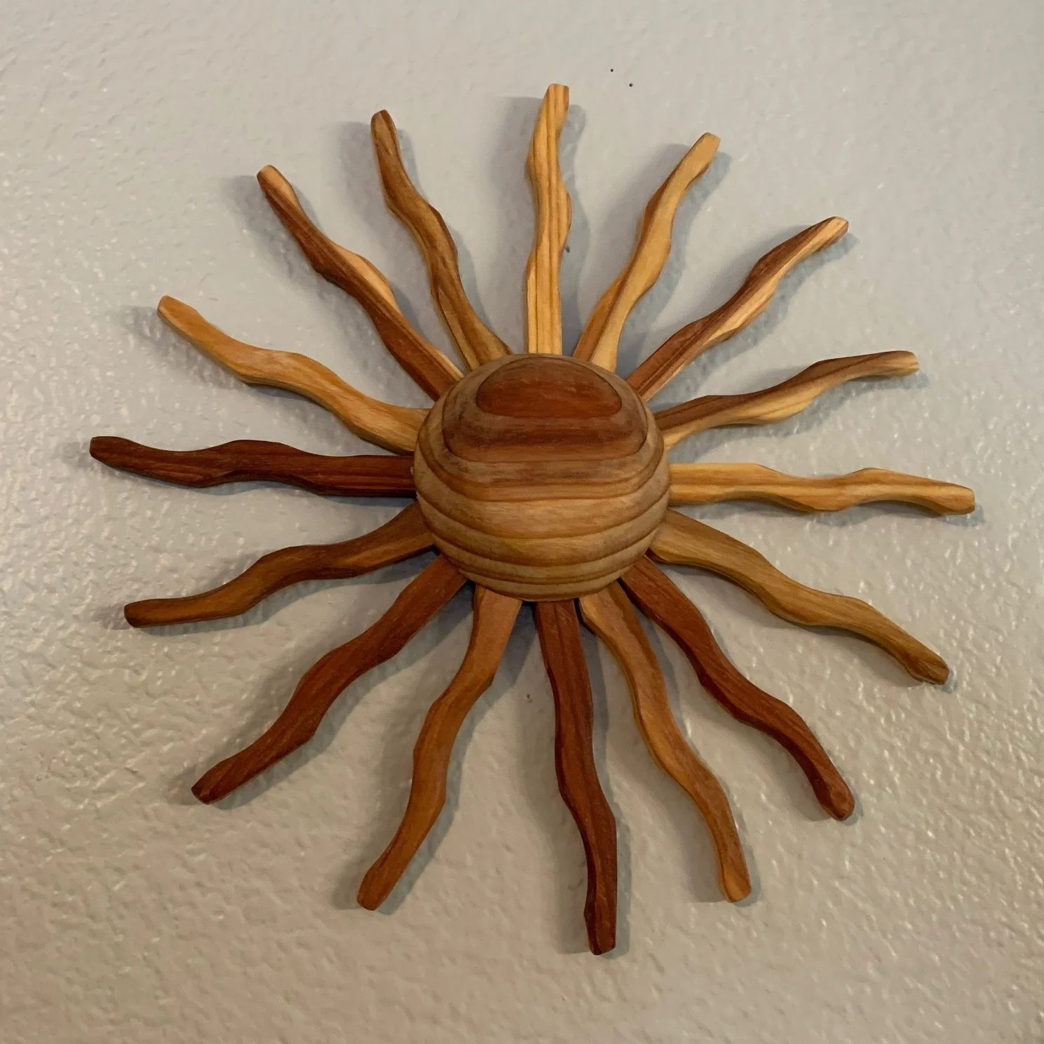 木製漆器アートパネル　SUN(サン) Handcrafted Sun Inventory — Linley Wood Arts